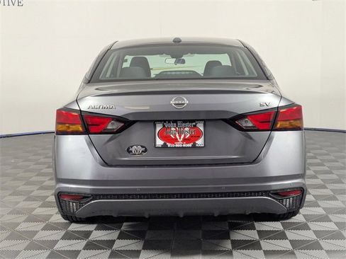 Used 2023 Nissan Altima 2.5 SV image 6