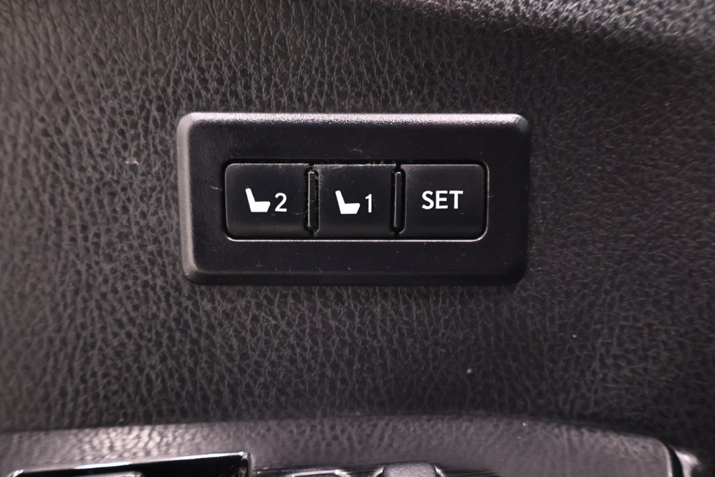 Used 2018 Toyota RAV4 Limited w/ All Weather Liner Package AWD/4WD image 11