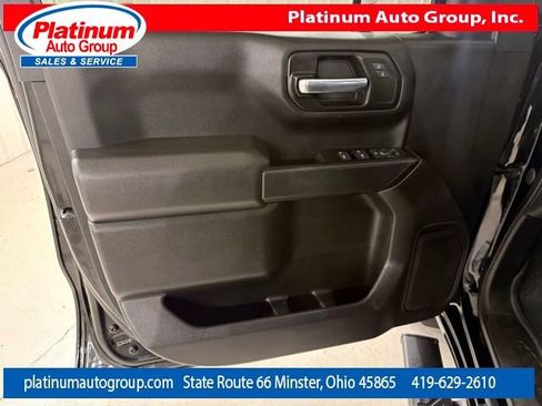 Used 2020 Chevrolet Silverado 1500 Custom Trail Boss w/ Custom Convenience Package AWD/4WD image 23