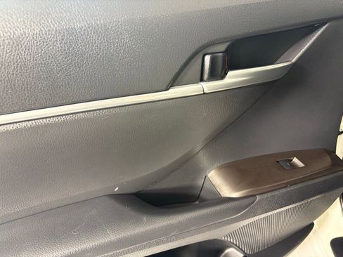 Used 2023 Toyota Camry SE FWD image 33