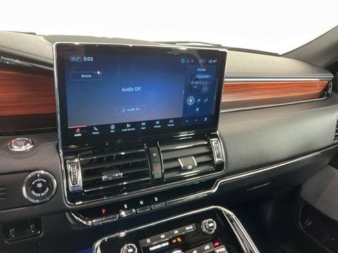 Used 2024 Lincoln Navigator Reserve w/ Equipment Group 201A image 20