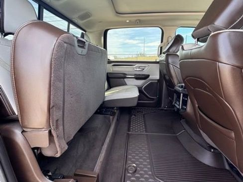 Used 2025 RAM 1500 Laramie w/ Laramie Southwest Edition image 16