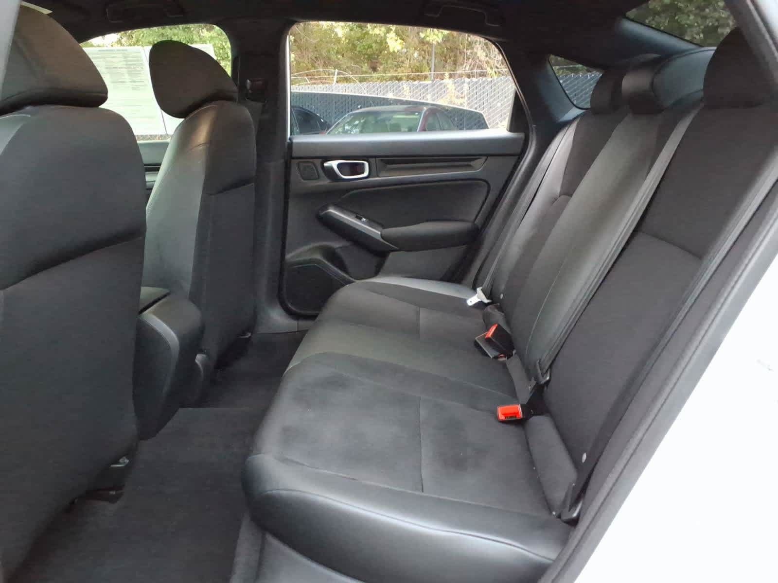 Used 2022 Honda Civic Sport image 8