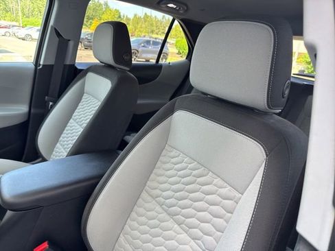 Used 2020 Chevrolet Equinox LS w/ LS Convenience Package AWD/4WD image 24