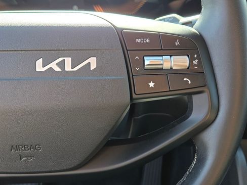 Used 2026 Kia Sportage LX FWD image 26