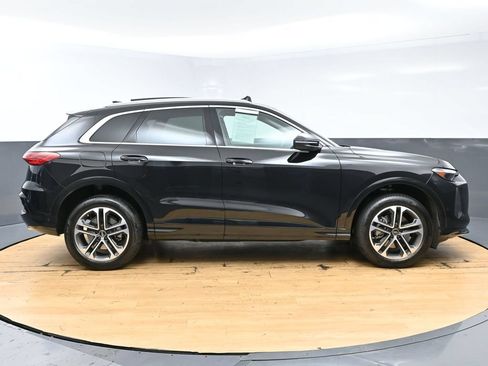 Used 2025 Audi Q5 Premium w/ Convenience Package AWD/4WD image 8