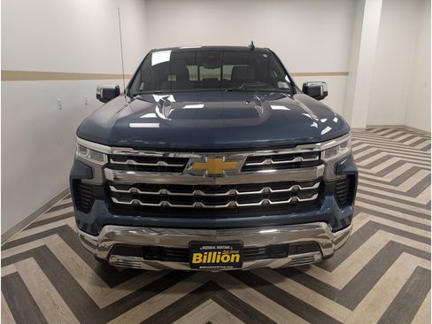 Used 2024 Chevrolet Silverado 1500 LTZ w/ Technology Package AWD/4WD image 29