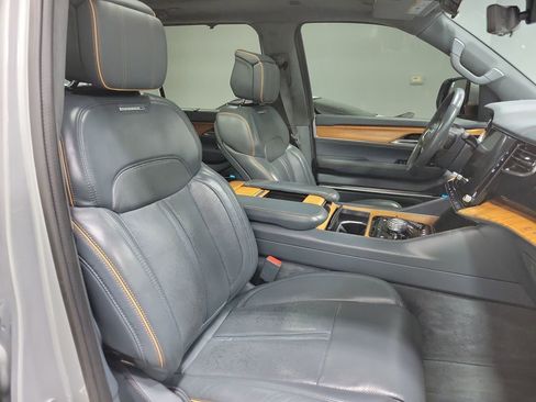 Used 2022 Jeep Grand Wagoneer Series II w/ Convenience Group III image 61