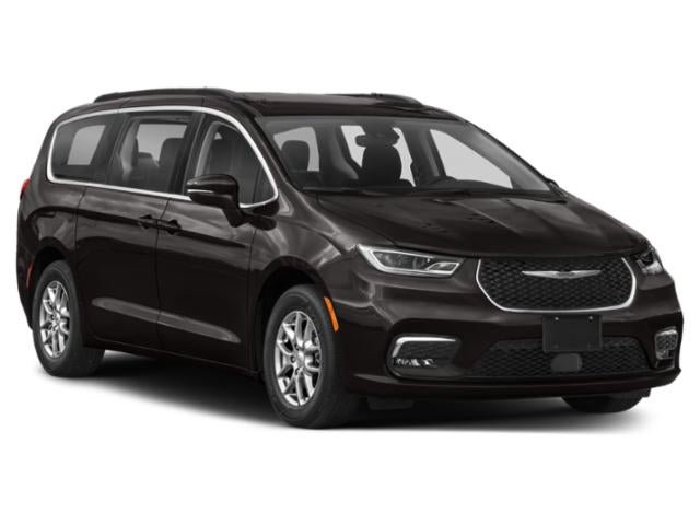 Used 2023 Chrysler Pacifica Touring-L FWD image 6