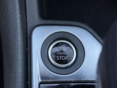 Used 2025 Nissan Sentra SV FWD image 24