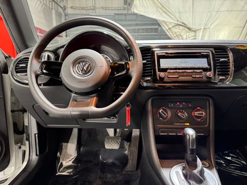 Used 2015 Volkswagen Beetle 1.8T image 15