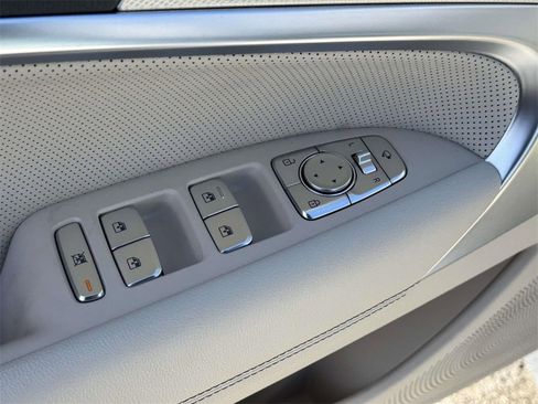 Certified 2026 Genesis G70 2.5T Prestige image 13