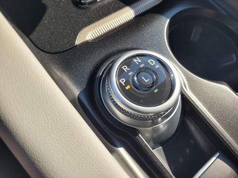 Certified 2025 Ford Explorer Active w/ Active Comfort Package image 18