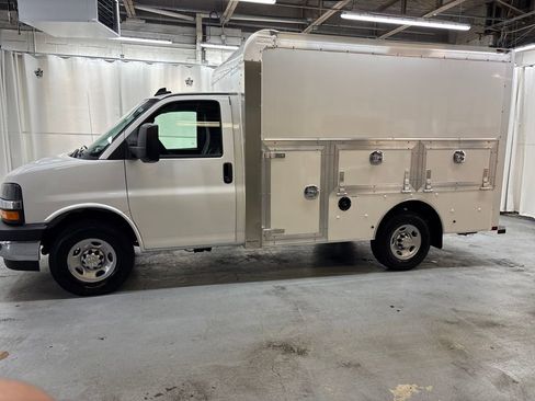 New 2025 Chevrolet Express 3500 w/ Power Convenience Package RWD image 2