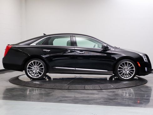 Used 2014 Cadillac XTS Platinum AWD/4WD image 6