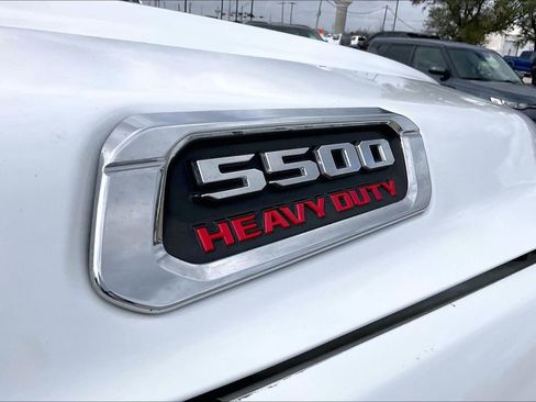 Used 2021 RAM 5500 Tradesman RWD image 18
