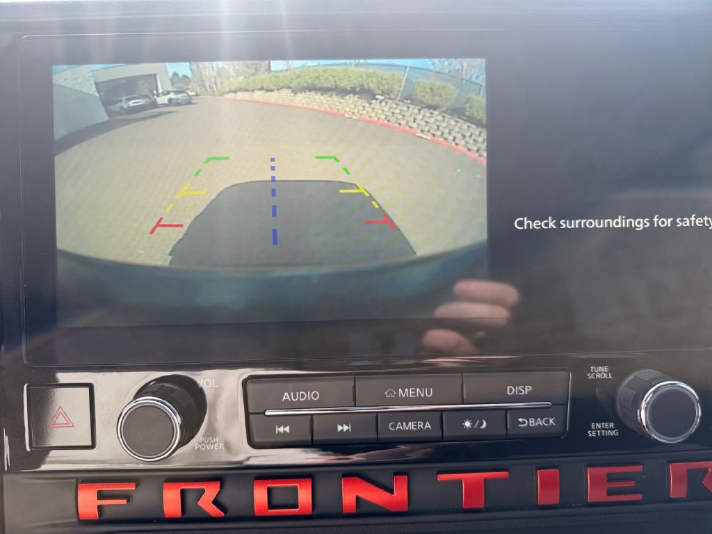 Used 2025 Nissan Frontier PRO-4X w/ Interior Protection Package AWD/4WD image 15