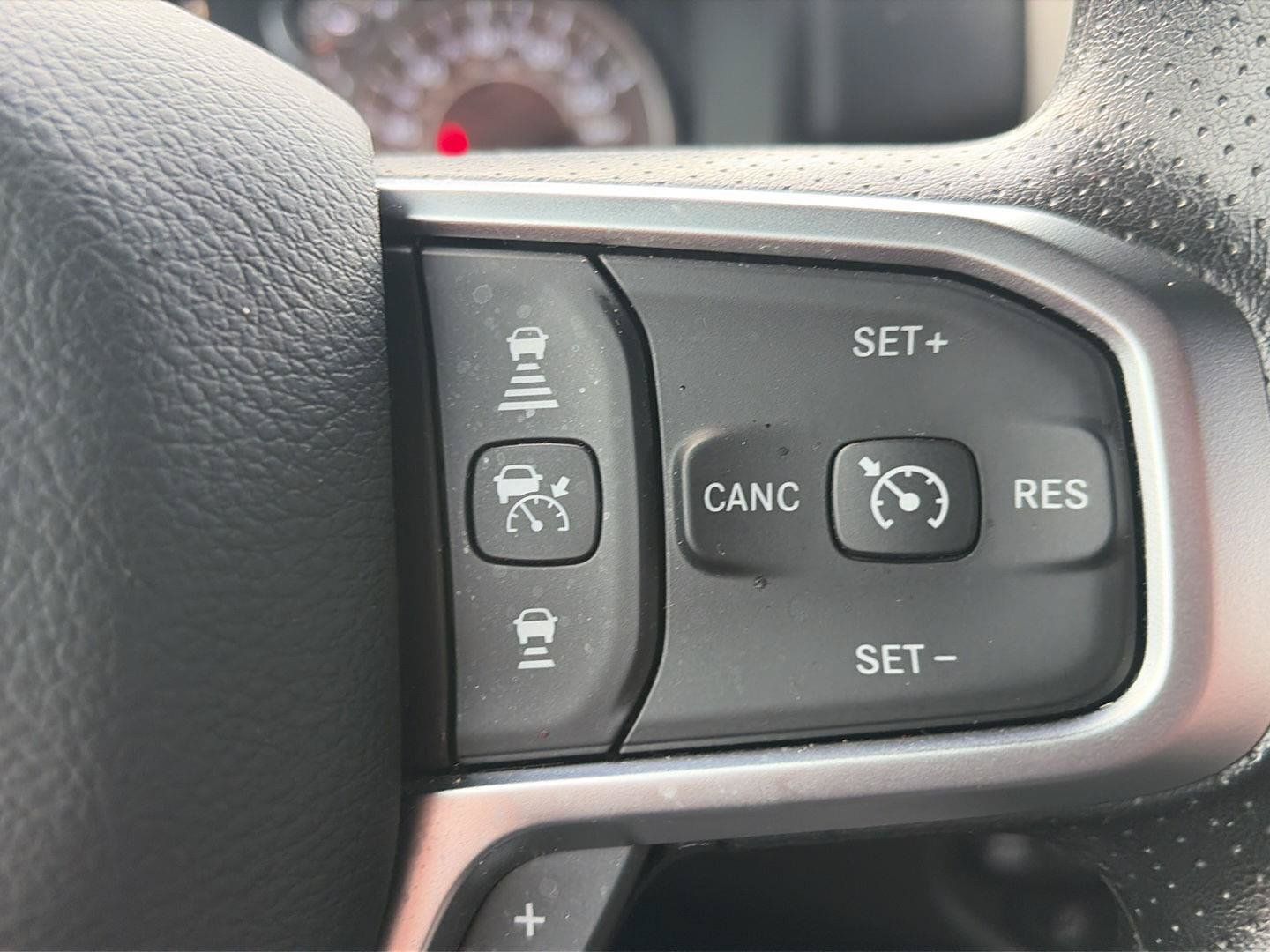 Used 2025 RAM 1500 Tradesman w/ Night Edition AWD/4WD image 15