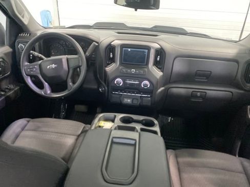 Used 2023 Chevrolet Silverado 1500 Custom Trail Boss w/ LPO, Dark Essentials Package image 16