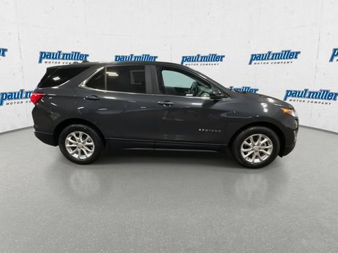 Used 2021 Chevrolet Equinox LT FWD image 13