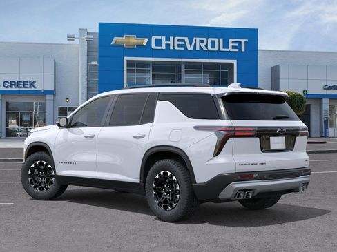 New 2027 Chevrolet Traverse Z71 w/ Driver Confidence Package AWD/4WD image 5