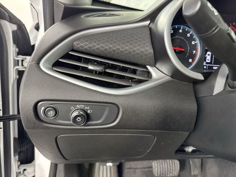 Used 2023 Chevrolet Malibu LS image 14