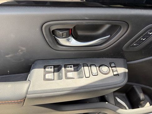 Used 2024 Honda Pilot TrailSport image 7