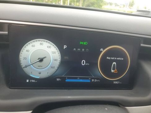 Used 2023 Hyundai Tucson SEL w/ Convenience Package FWD image 12