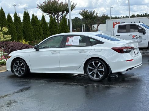 Used 2025 Honda Civic Sport Touring image 8