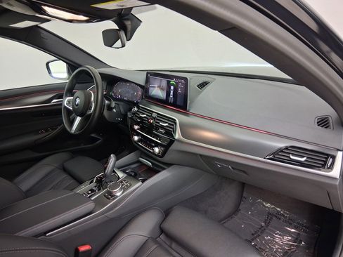Certified 2023 BMW 540i w/ M Sport Package image 36