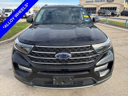 Certified 2022 Ford Explorer XLT w/ Equipment Group 202A image 2