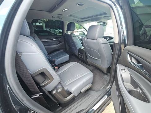 Used 2021 Buick Enclave Premium w/ Sun and Sites Package FWD image 4