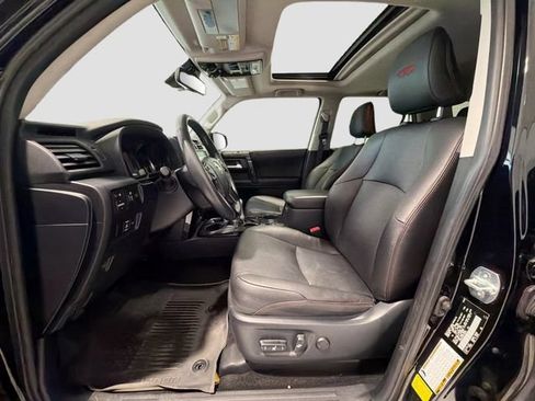 Certified 2023 Toyota 4Runner TRD Off-Road Premium w/ Moonroof Package AWD/4WD image 18