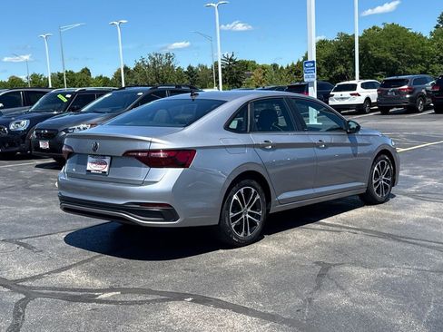 Used 2024 Volkswagen Jetta Sport FWD image 11