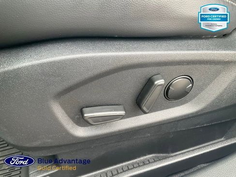 Used 2024 Ford Edge SEL w/ Convenience Package image 18