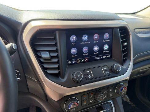 Used 2023 GMC Acadia Denali w/ Black Diamond Edition AWD/4WD image 12