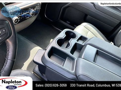 Used 2024 GMC Sierra 1500 SLT AWD/4WD image 16