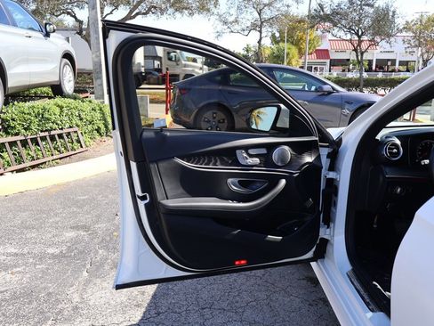 Used 2022 Mercedes-Benz E 350 E 350 image 25