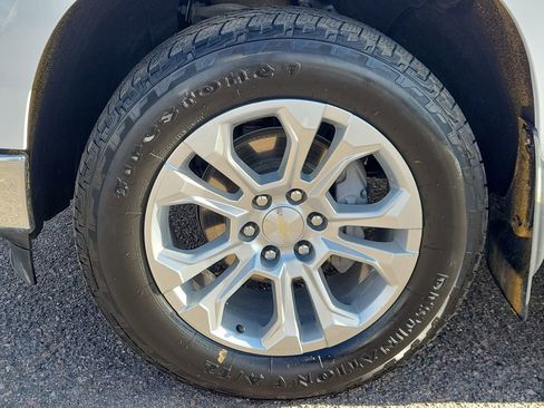 Used 2024 Chevrolet Silverado 1500 LTZ image 17