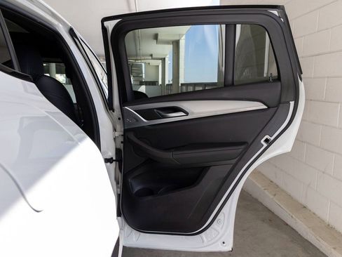 Certified 2025 BMW X4 xDrive30i w/ Premium Package image 25