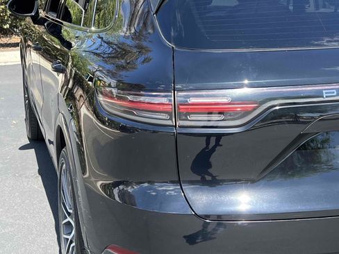 Used 2019 Porsche Cayenne S image 72