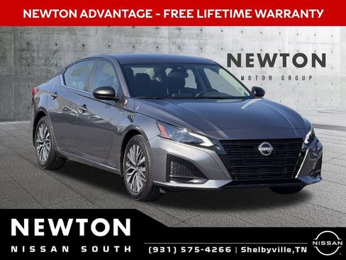 New 2026 Nissan Altima 2.5 SV FWD image 1