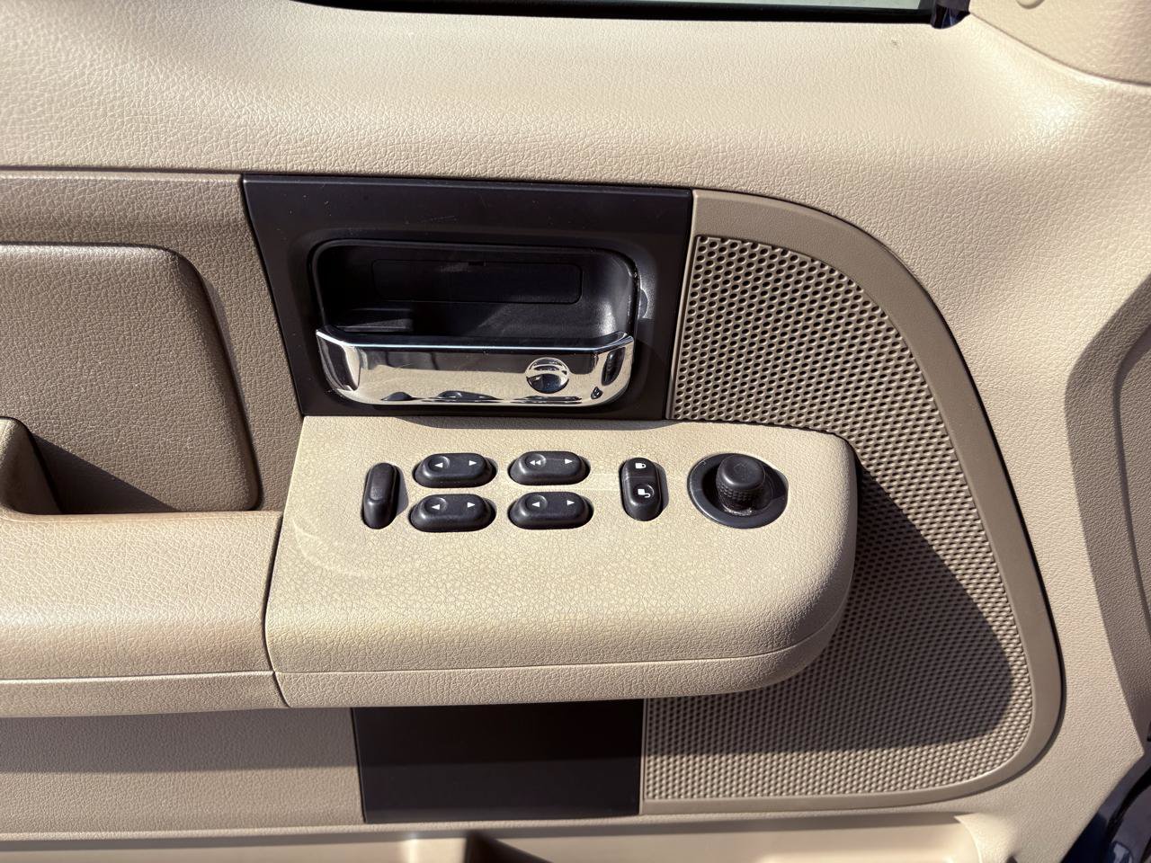 Used 2008 Ford F150 King Ranch RWD image 19