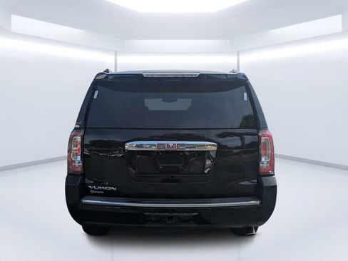 Used 2018 GMC Yukon Denali w/ Denali Ultimate Package AWD/4WD image 4