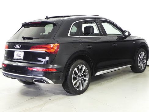 Used 2023 Audi Q5 2.0T Premium w/ Convenience Package image 7