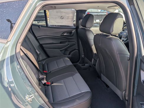 New 2026 Chevrolet Trax LT w/ Sunroof Package image 8