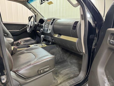Used 2012 Nissan Frontier PRO-4X w/ Pro-4x Luxury Pkg image 24
