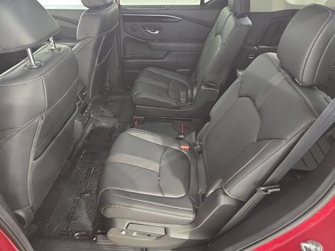 Used 2025 Honda Pilot Touring image 20