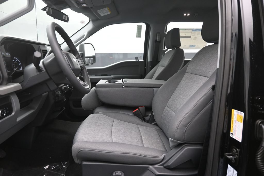 New 2027 Ford F250 XL w/ Tremor Off-Road Package AWD/4WD image 18