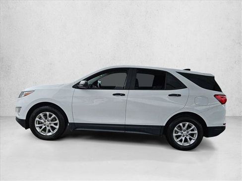 Used 2020 Chevrolet Equinox LS w/ LS Convenience Package image 8